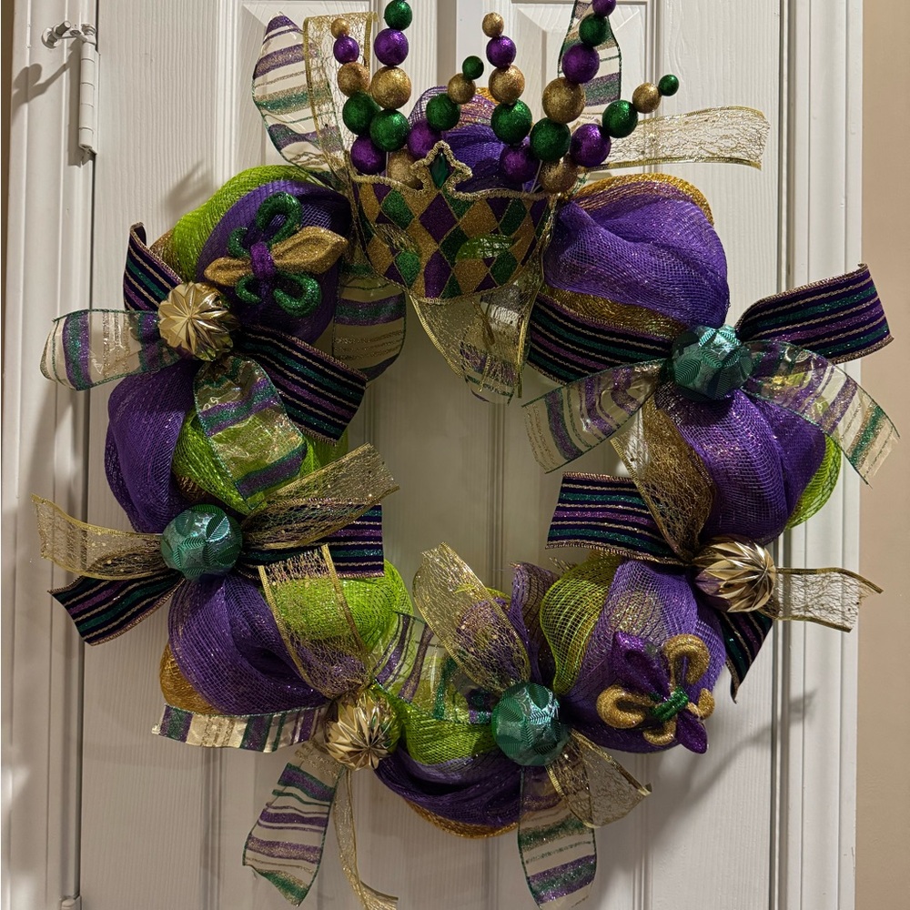 Festive Mardi Gras Wreath with Purple and Gold Accents